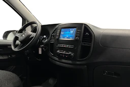 valkoinen Mercedes-Benz Vito 2023 kuva 7.