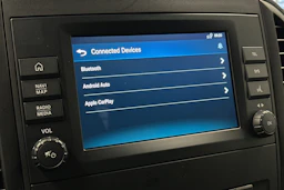 valkoinen Mercedes-Benz Vito 2023 kuva 18.