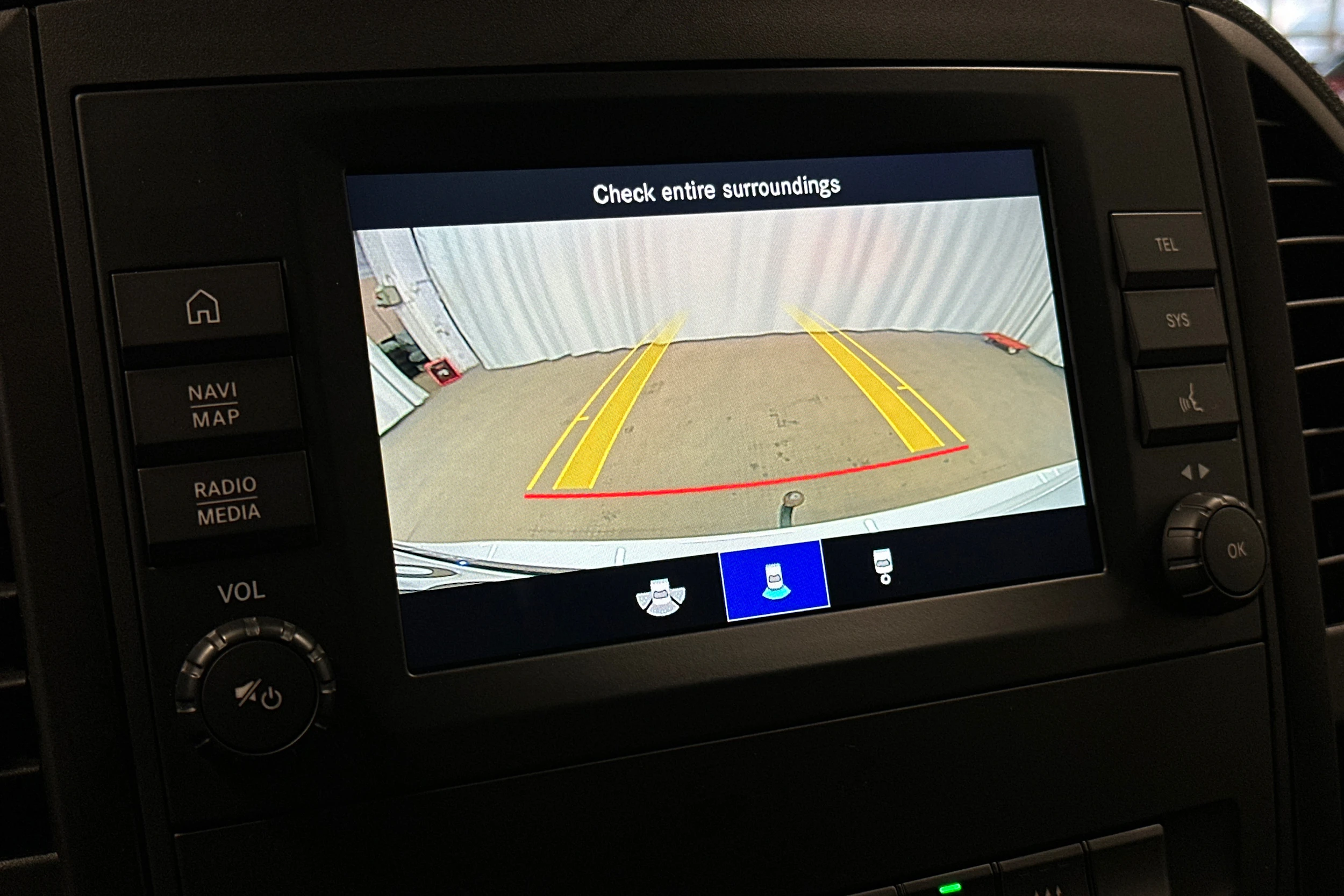 valkoinen Mercedes-Benz Vito 2023 kuva 19.