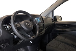 valkoinen Mercedes-Benz Vito 2023 kuva 3.