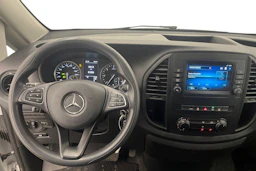 valkoinen Mercedes-Benz Vito 2023 kuva 9.