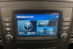 valkoinen Mercedes-Benz Vito 2023 kuva 31.