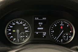 valkoinen Mercedes-Benz Vito 2023 kuva 13.