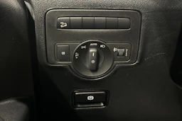 valkoinen Mercedes-Benz Vito 2023 kuva 14.