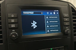 valkoinen Mercedes-Benz Vito 2023 kuva 20.