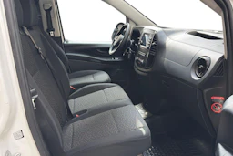 valkoinen Mercedes-Benz Vito 2023 kuva 11.