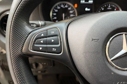 valkoinen Mercedes-Benz Vito 2023 kuva 13.