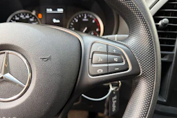 valkoinen Mercedes-Benz Vito 2023 kuva 15.