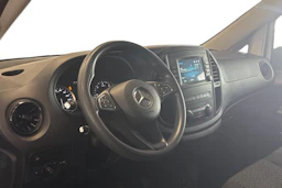 valkoinen Mercedes-Benz Vito 2023 kuva 3.