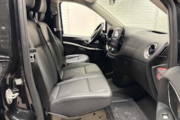 Musta Mercedes-Benz VITO 2023 kuva 14.