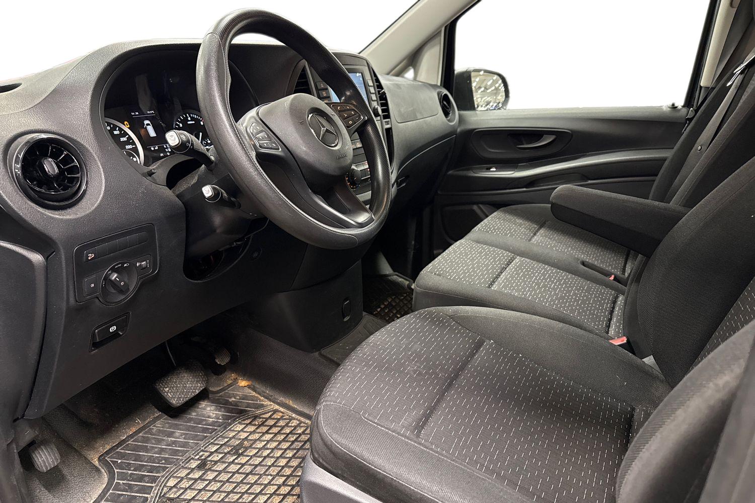 Mercedes-Benz Vito 2023, bild 3/3