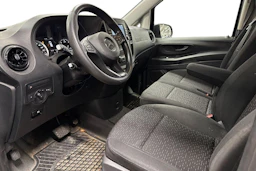 musta Mercedes-Benz Vito 2023 kuva 3.