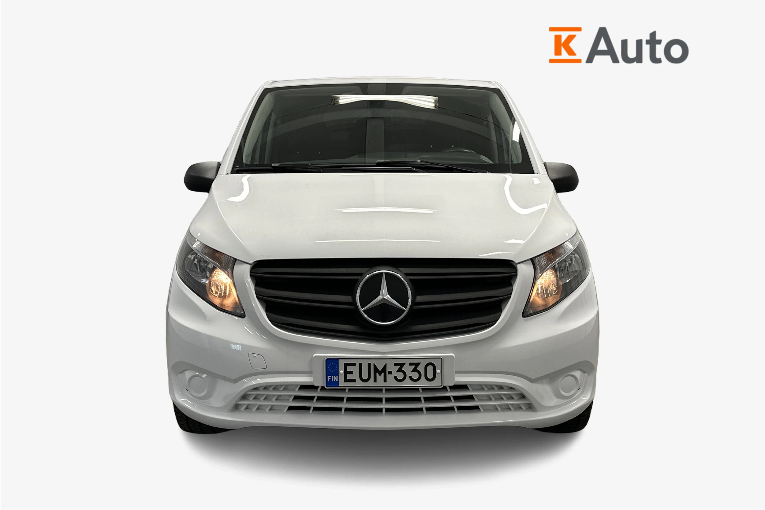 valkoinen Mercedes-Benz Vito 2023 kuva 4.