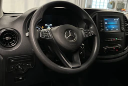 valkoinen Mercedes-Benz Vito 2023 kuva 13.