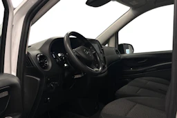 valkoinen Mercedes-Benz Vito 2023 kuva 6.