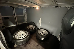 valkoinen Mercedes-Benz Vito 2023 kuva 19.