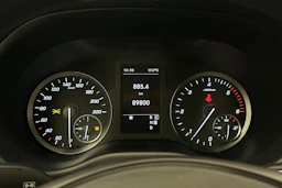 valkoinen Mercedes-Benz Vito 2023 kuva 13.