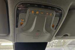valkoinen Mercedes-Benz Vito 2023 kuva 23.