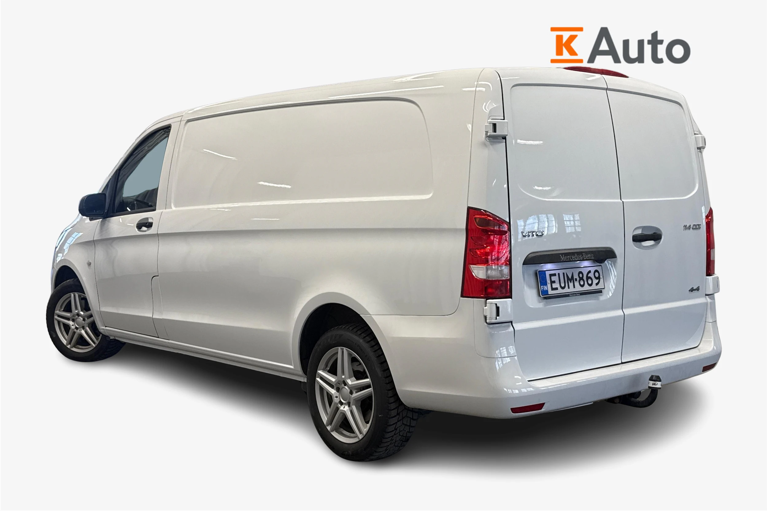 valkoinen Mercedes-Benz Vito 2023 kuva 2.