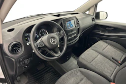 valkoinen Mercedes-Benz Vito 2023 kuva 6.
