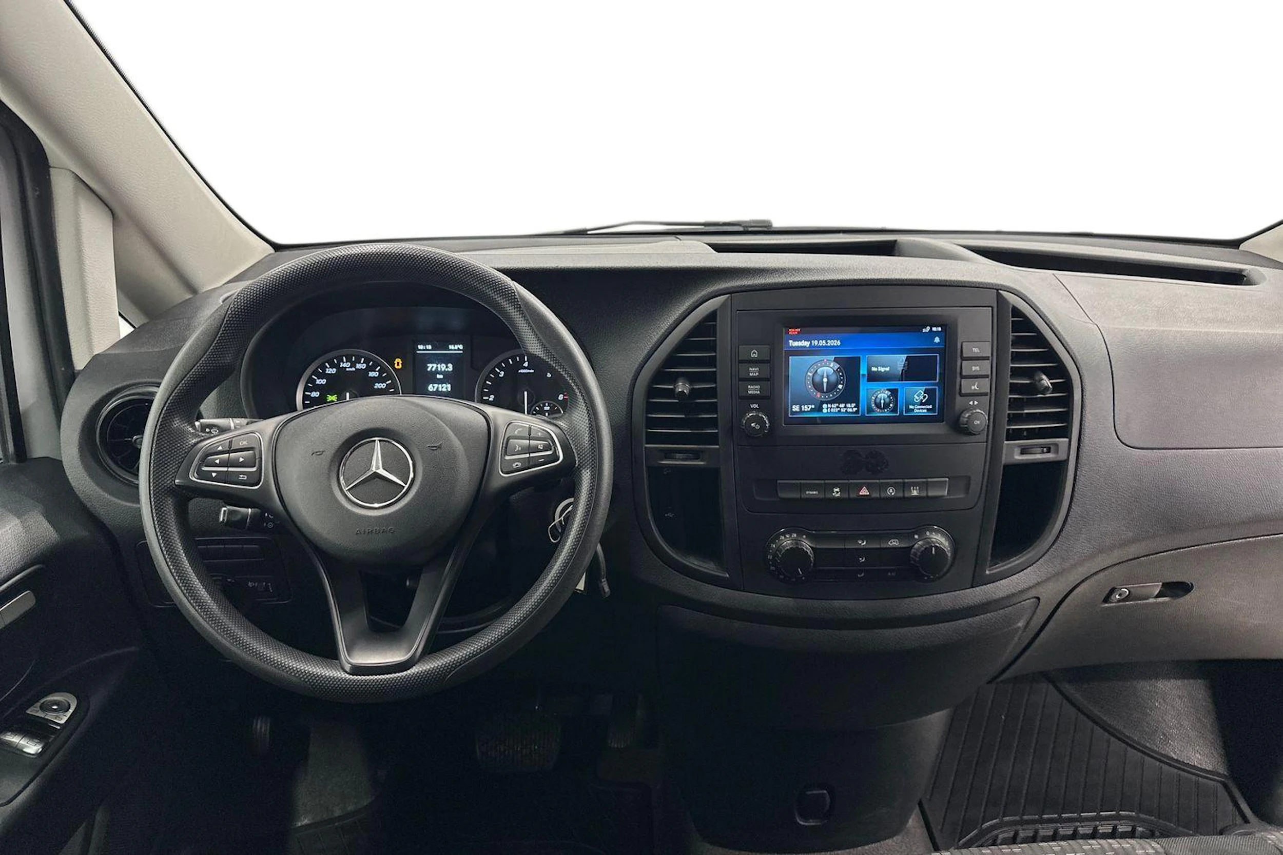 valkoinen Mercedes-Benz Vito 2023 kuva 7.