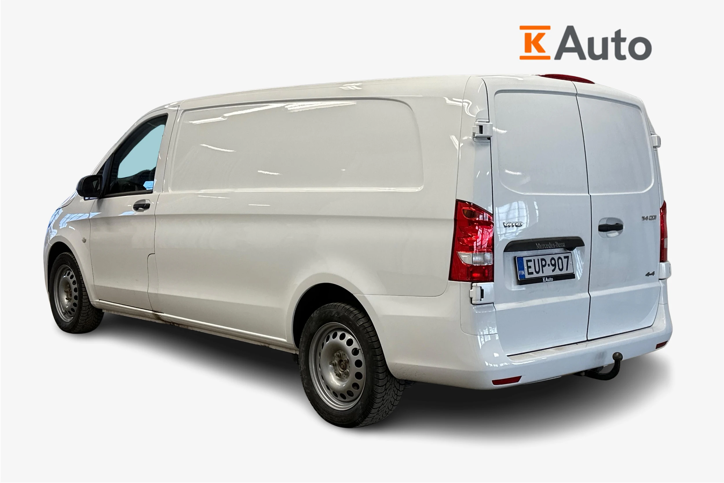 valkoinen Mercedes-Benz Vito 2023 kuva 2.
