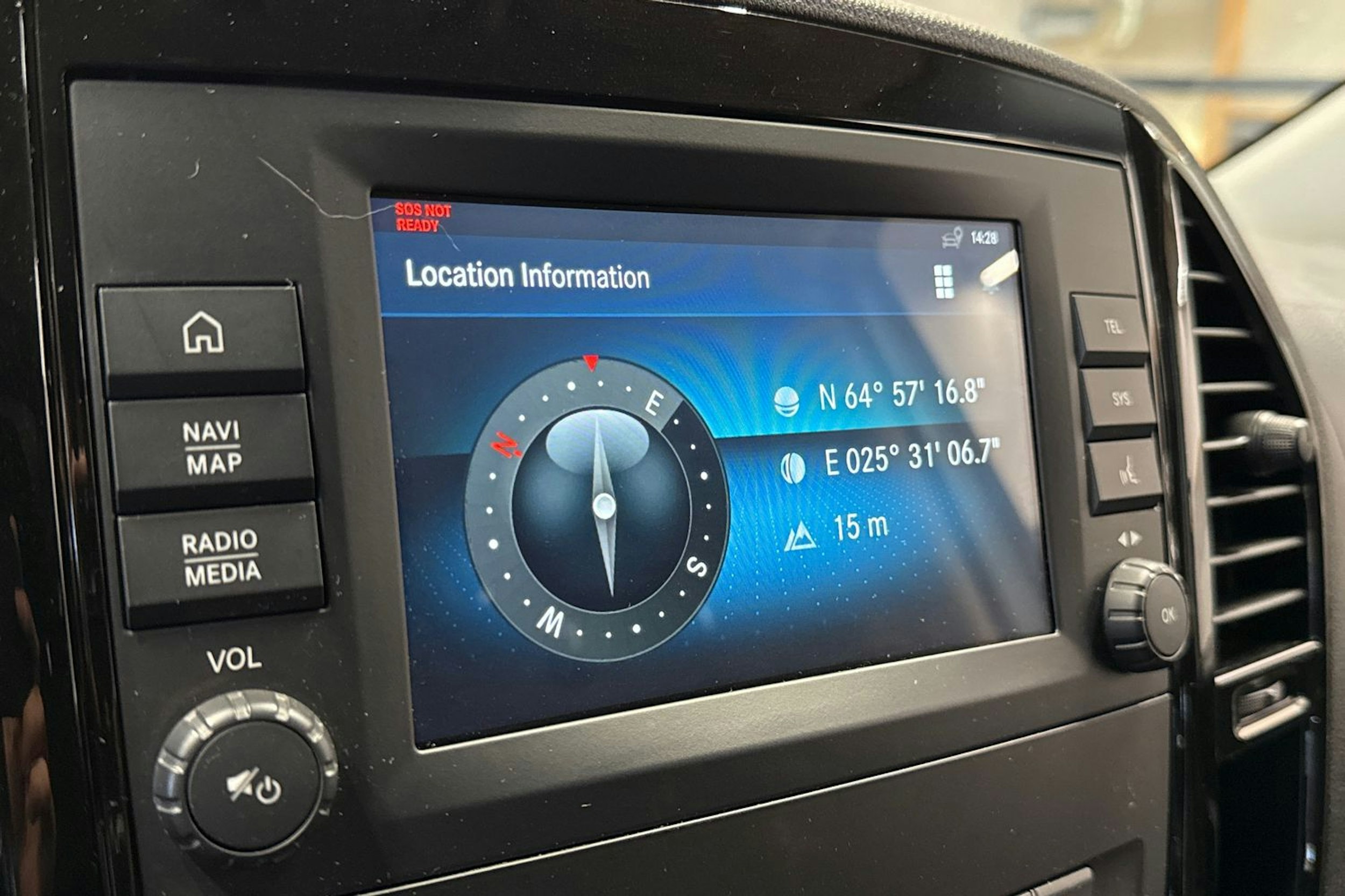 harmaa Mercedes-Benz Vito 2023 kuva 19.