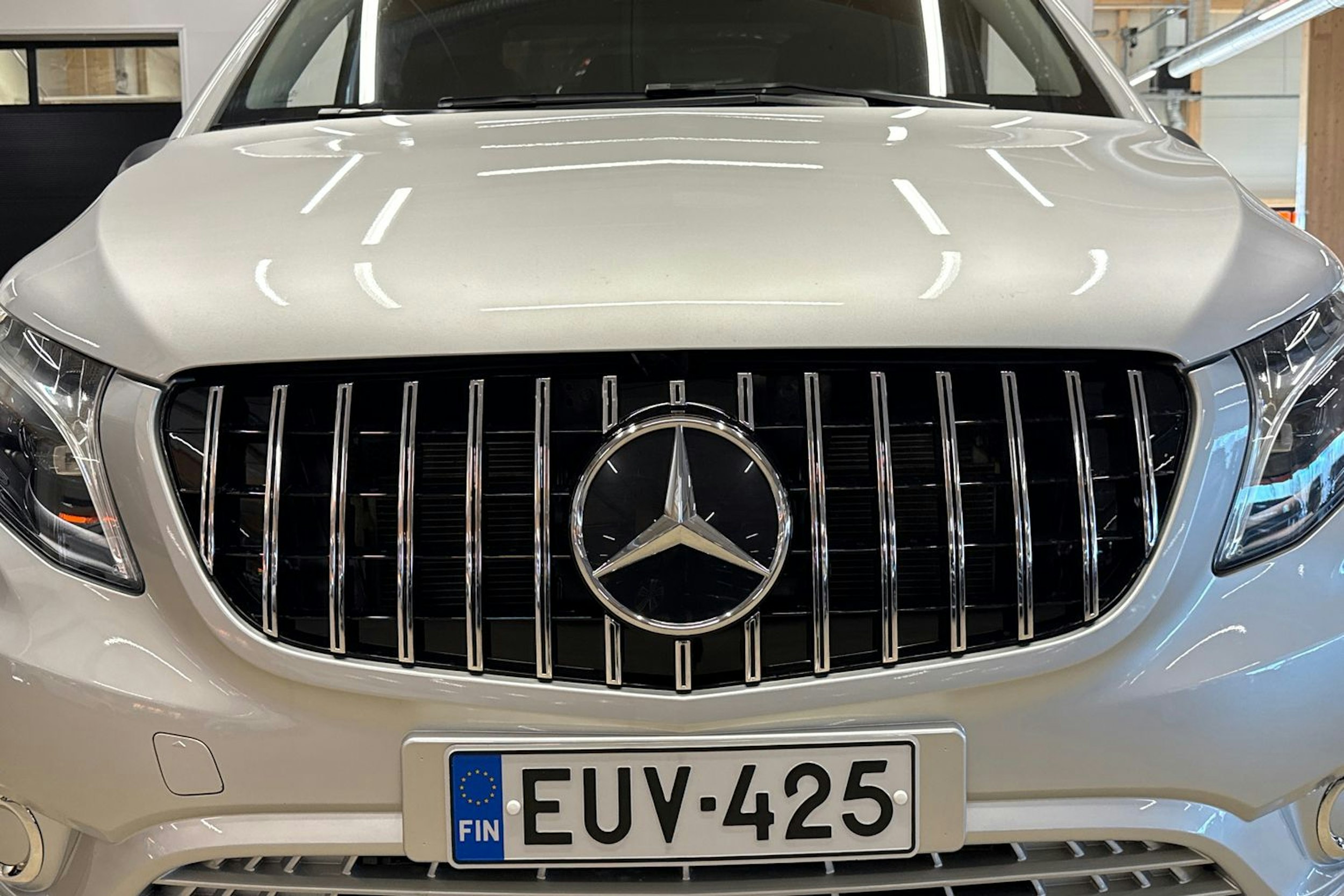 harmaa Mercedes-Benz Vito 2023 kuva 27.