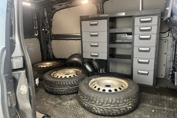 harmaa Mercedes-Benz Vito 2023 kuva 14.