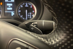 harmaa Mercedes-Benz Vito 2023 kuva 17.
