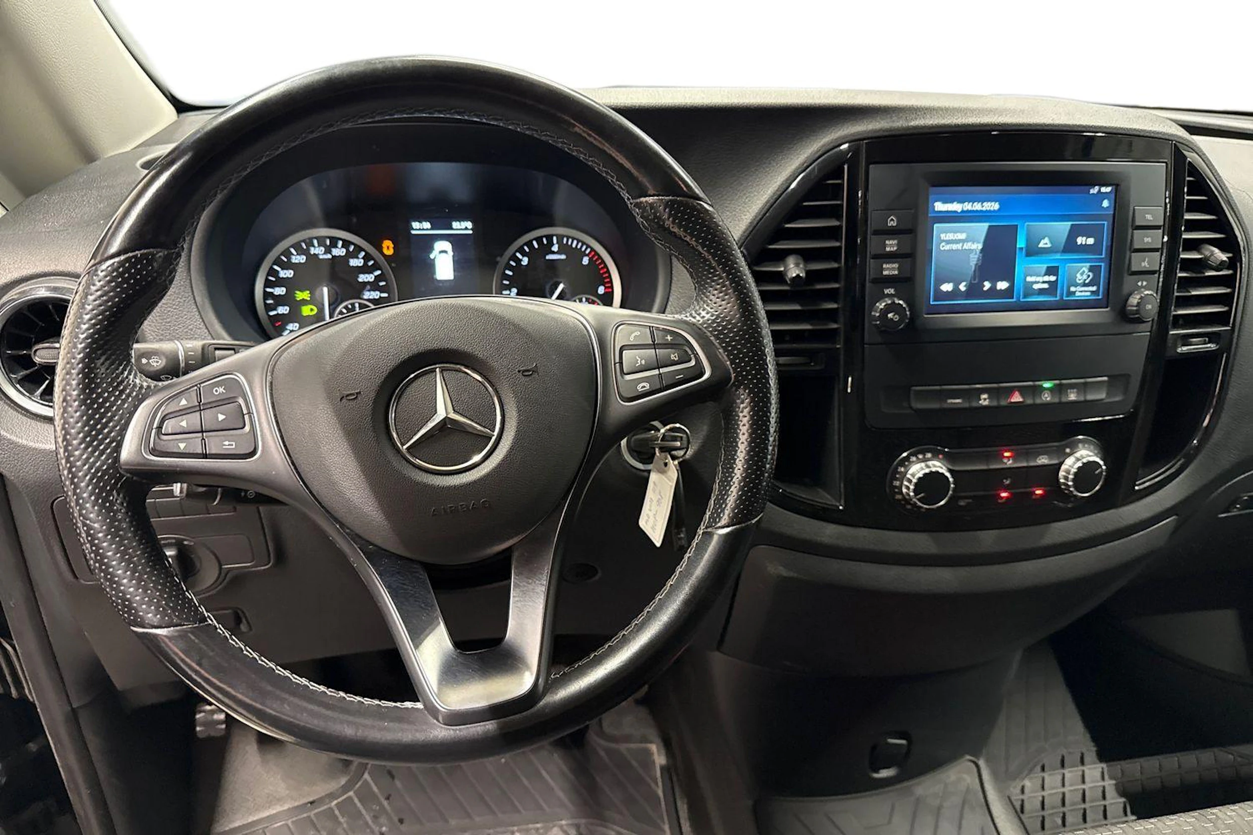 Harmaa Mercedes-Benz VITO 2023 kuva 9.