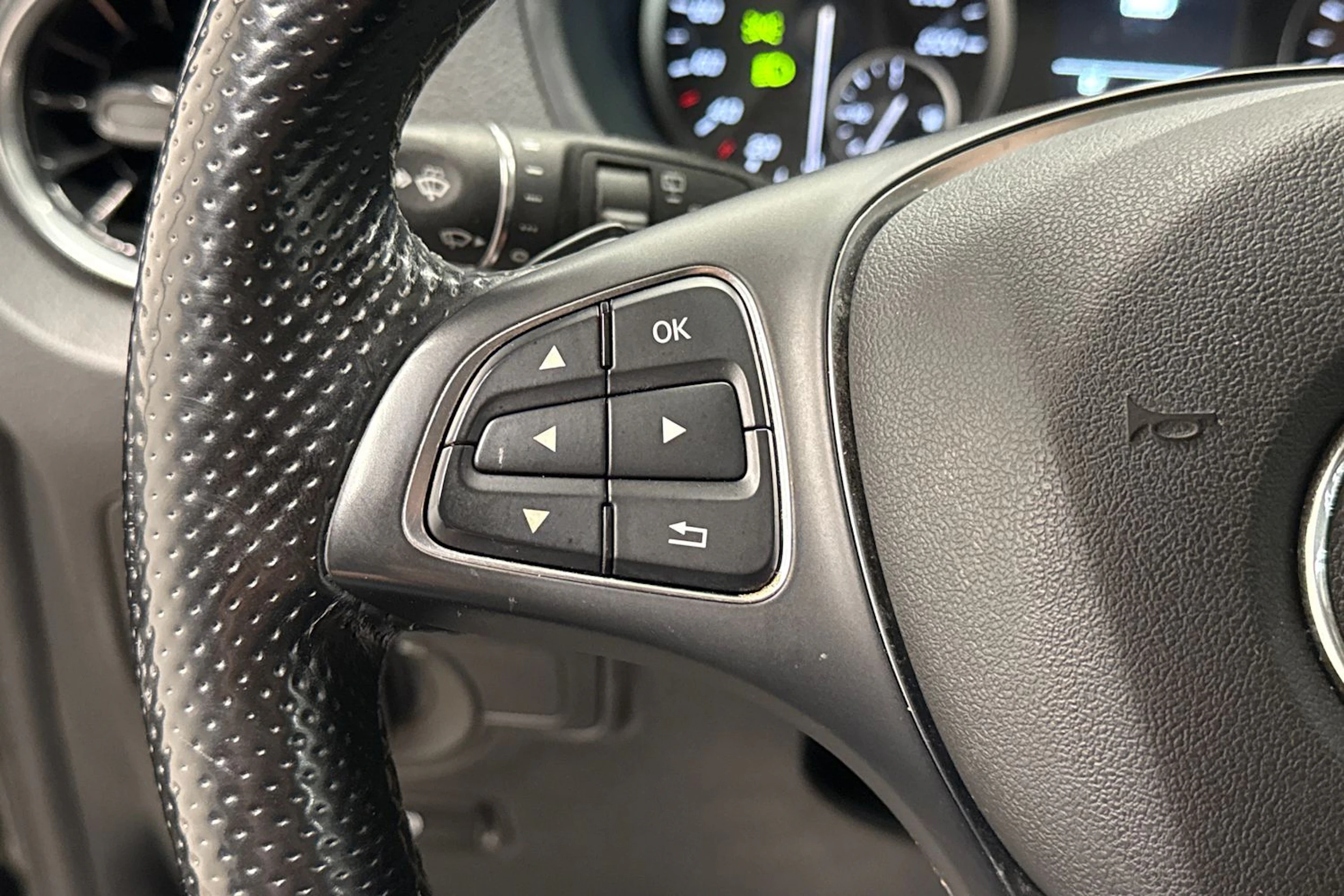 Harmaa Mercedes-Benz VITO 2023 kuva 17.