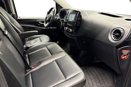 musta Mercedes-Benz Vito 2023 kuva 10.