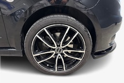 musta Mercedes-Benz Vito 2023 kuva 11.