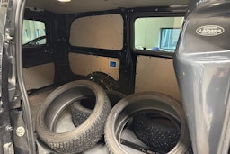 musta Mercedes-Benz Vito 2023 kuva 13.