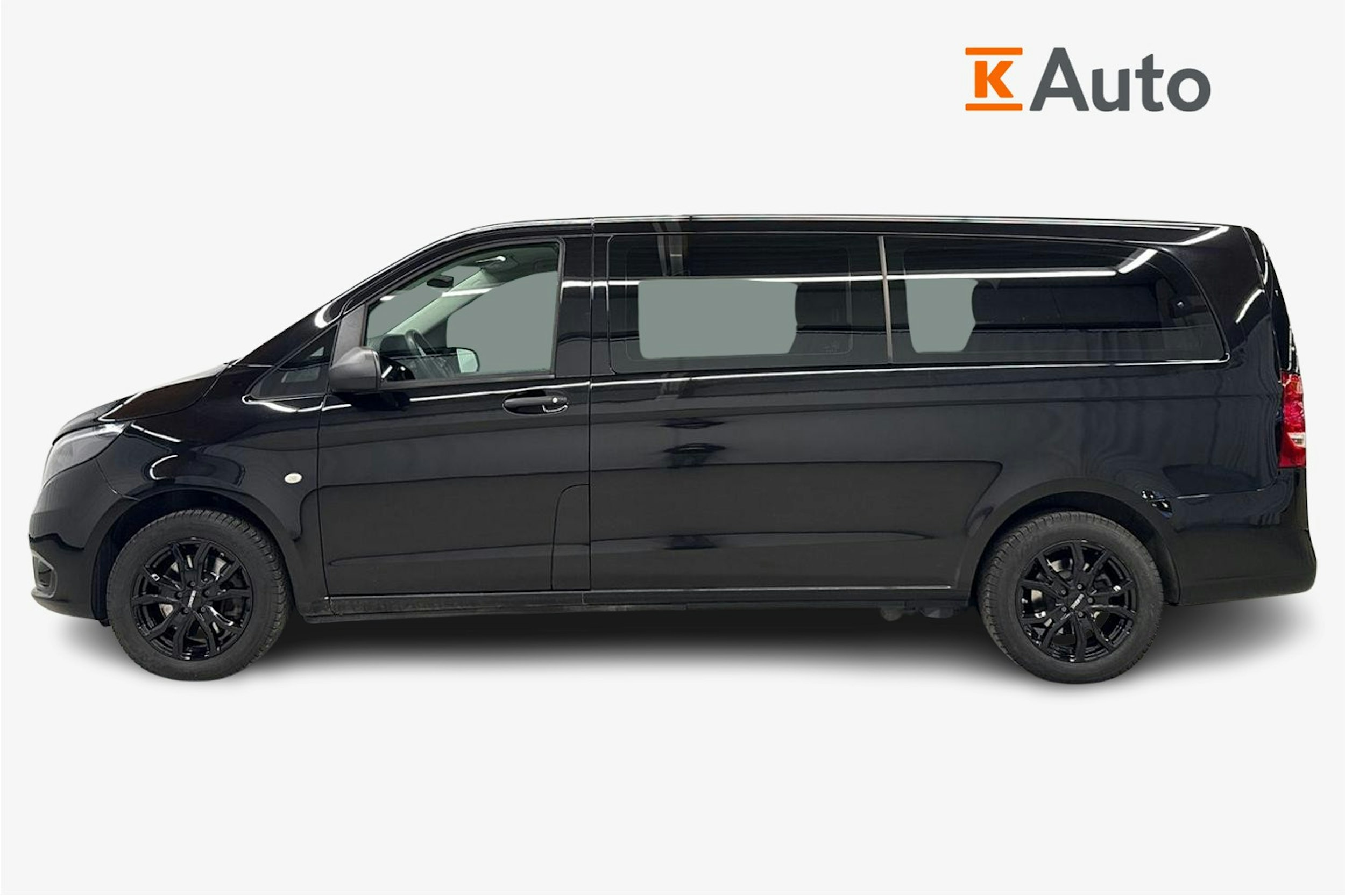 musta Mercedes-Benz Vito 2023 kuva 7.