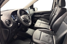 musta Mercedes-Benz Vito 2023 kuva 8.