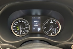 musta Mercedes-Benz Vito 2023 kuva 17.