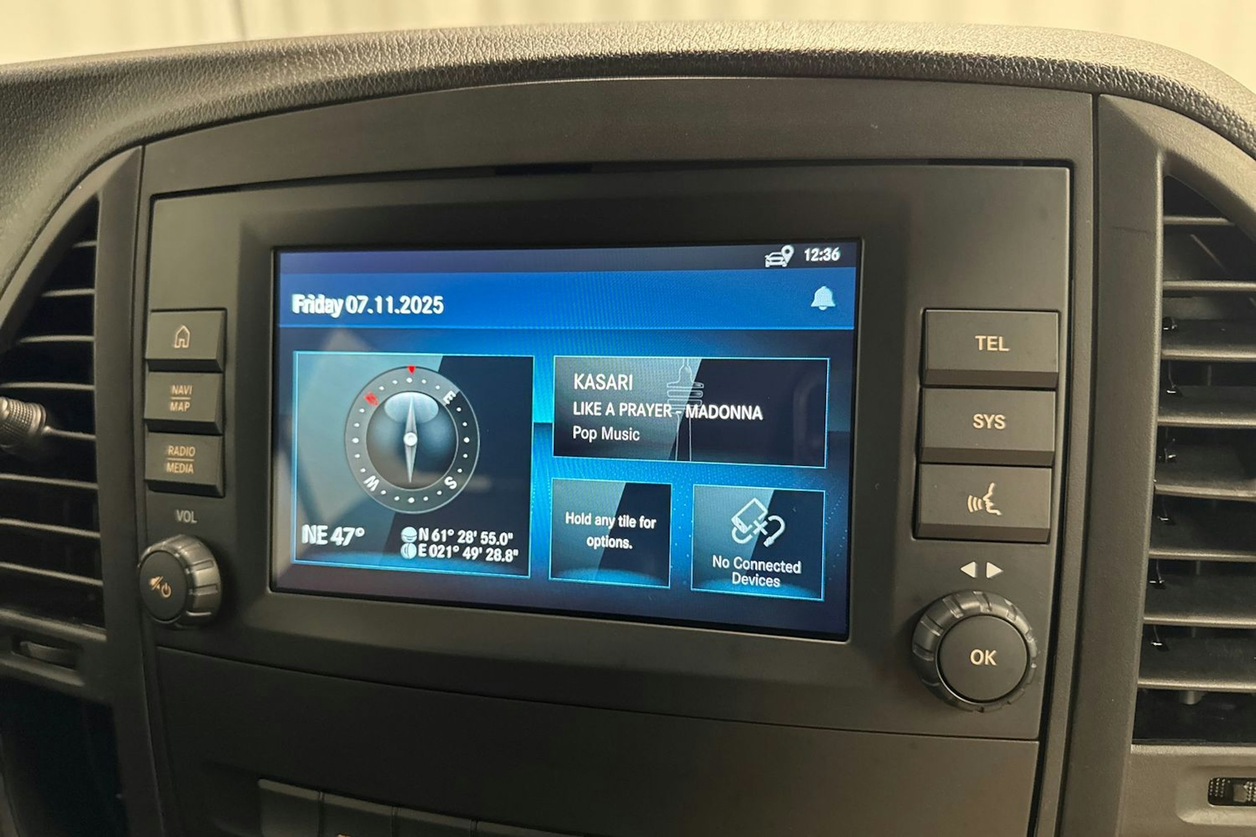 musta Mercedes-Benz Vito 2023 kuva 21.