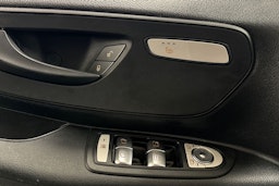 musta Mercedes-Benz Vito 2023 kuva 26.