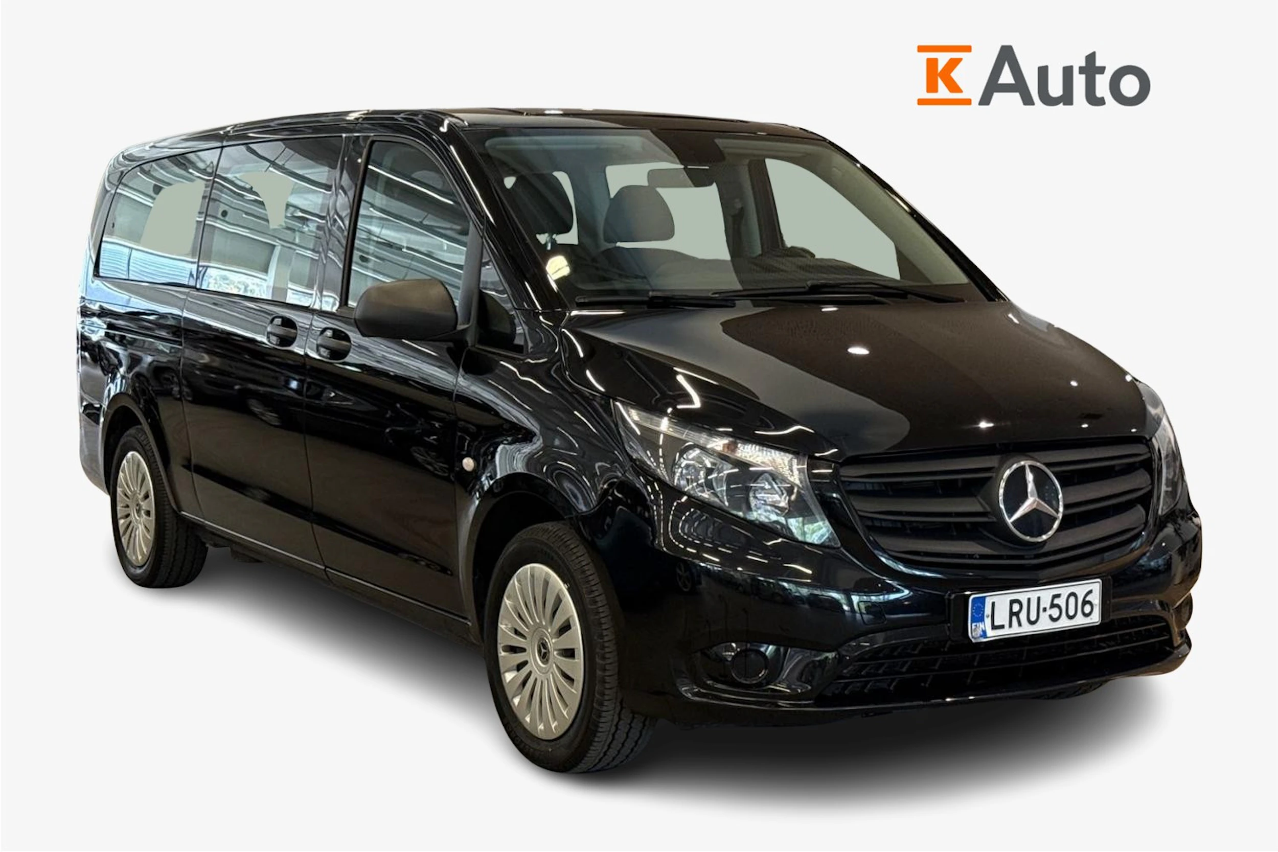 musta Mercedes-Benz Vito 2023 kuva 1.