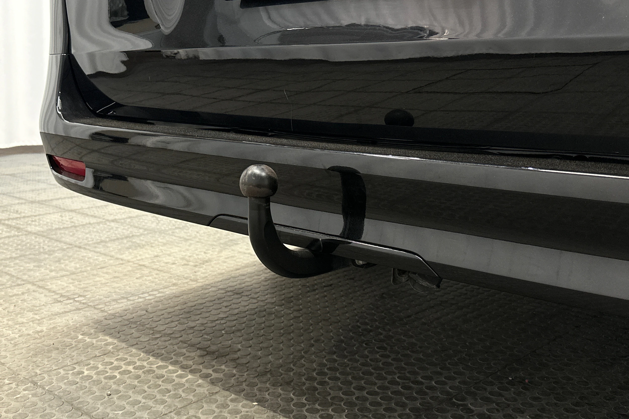 musta Mercedes-Benz Vito 2023 kuva 12.