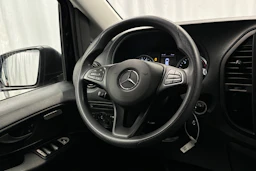 musta Mercedes-Benz Vito 2023 kuva 14.