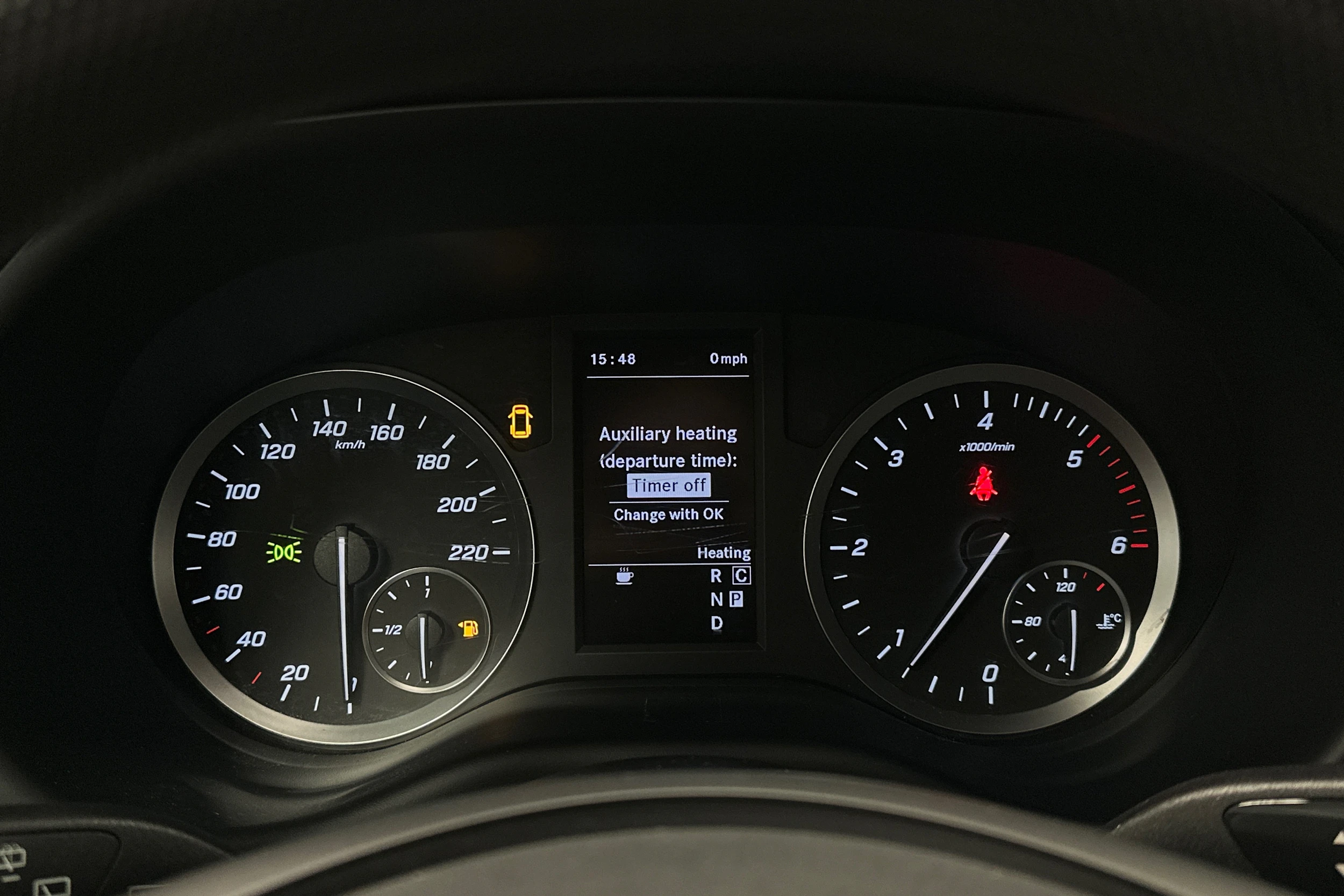 musta Mercedes-Benz Vito 2023 kuva 18.