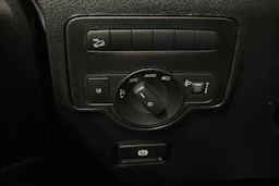 musta Mercedes-Benz Vito 2023 kuva 19.