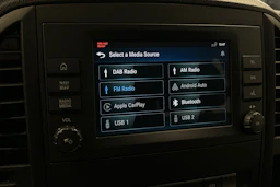 musta Mercedes-Benz Vito 2023 kuva 20.