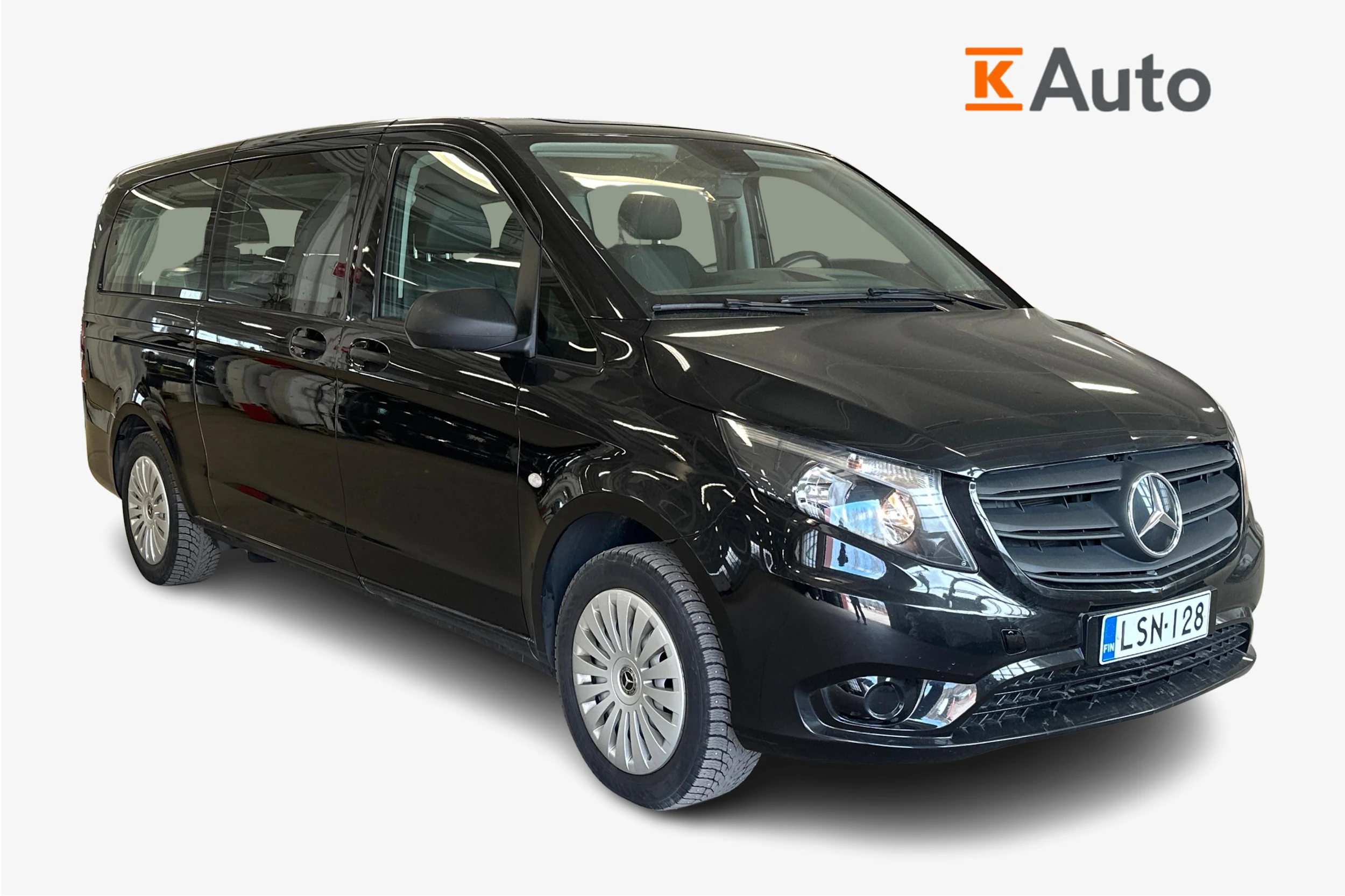 musta Mercedes-Benz Vito 2023 kuva 1.