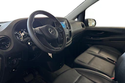 musta Mercedes-Benz Vito 2023 kuva 3.