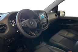 musta Mercedes-Benz Vito 2023 kuva 3.
