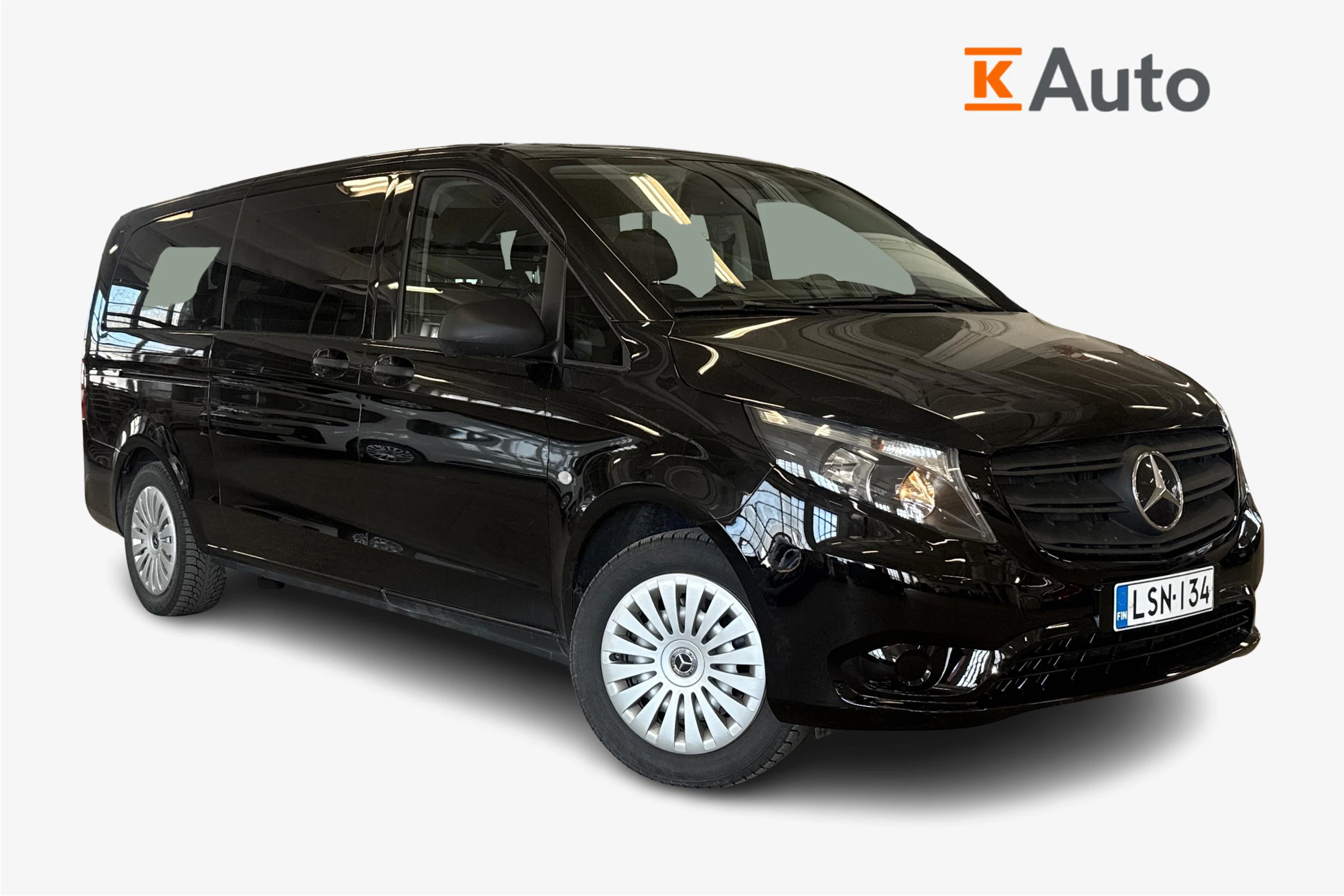 musta Mercedes-Benz Vito 2023 kuva 1.